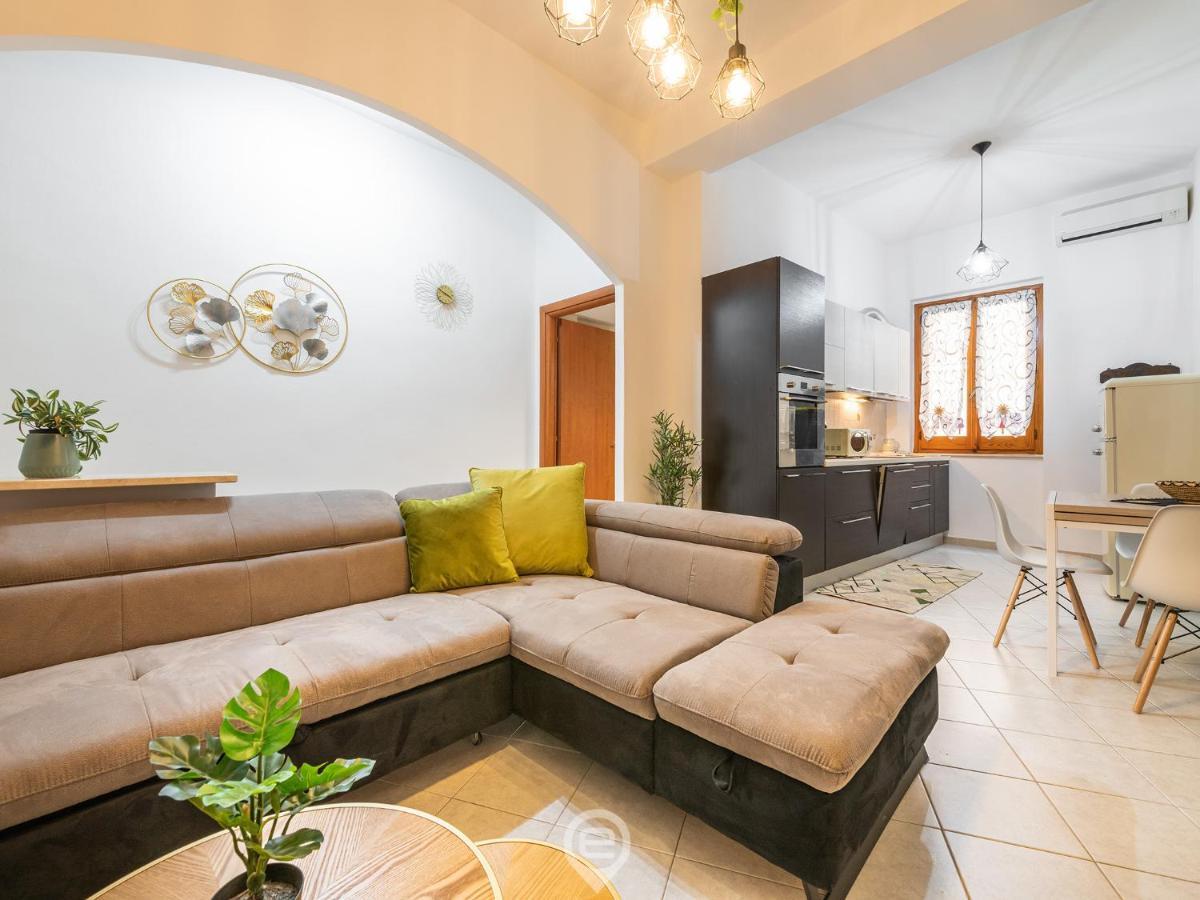 Trendy City Apartment Cagliari Exterior photo