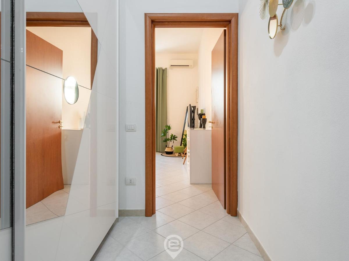 Trendy City Apartment Cagliari Exterior photo